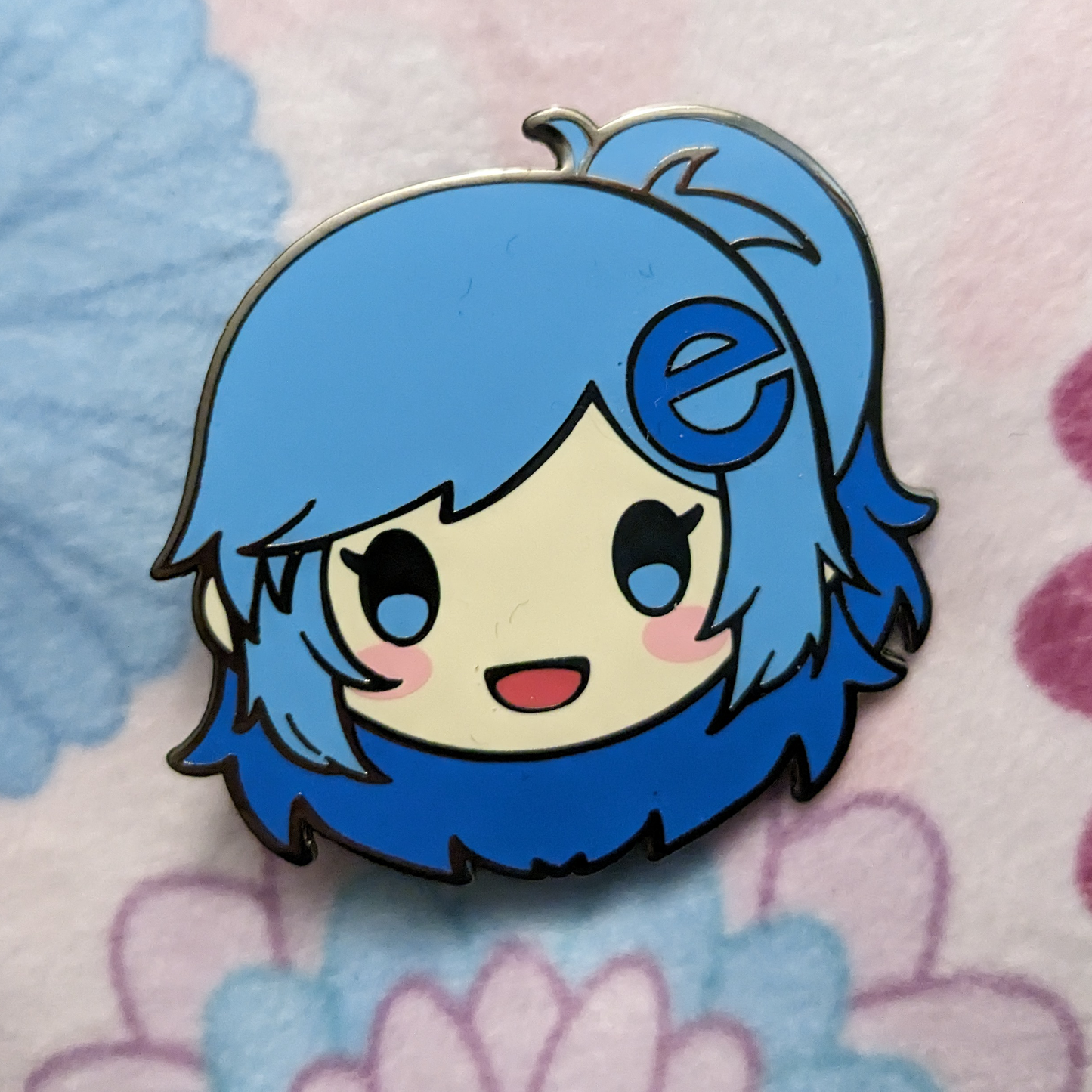 Browser Girls : IE-chan Enamel Pin