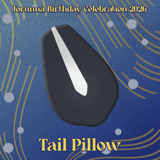 Jorunna : Tail Pillow